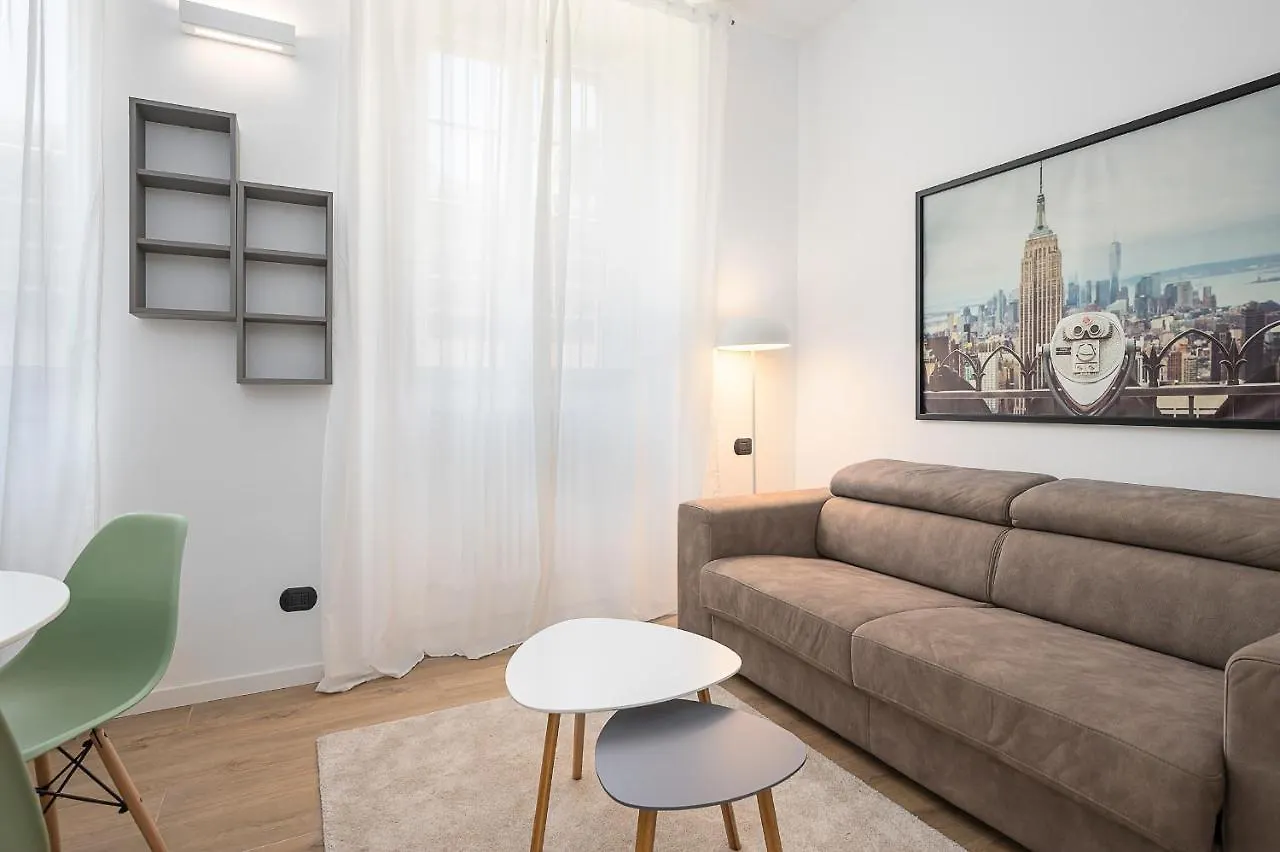 Perugino 16 Apartment Milan Italy